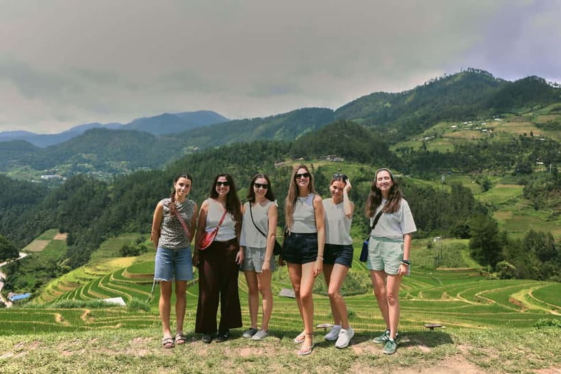 1-Day Sapa Long Trek - Rice Field Terrace, Ethnic Culture - Learning about Hmong clothing and village crafts