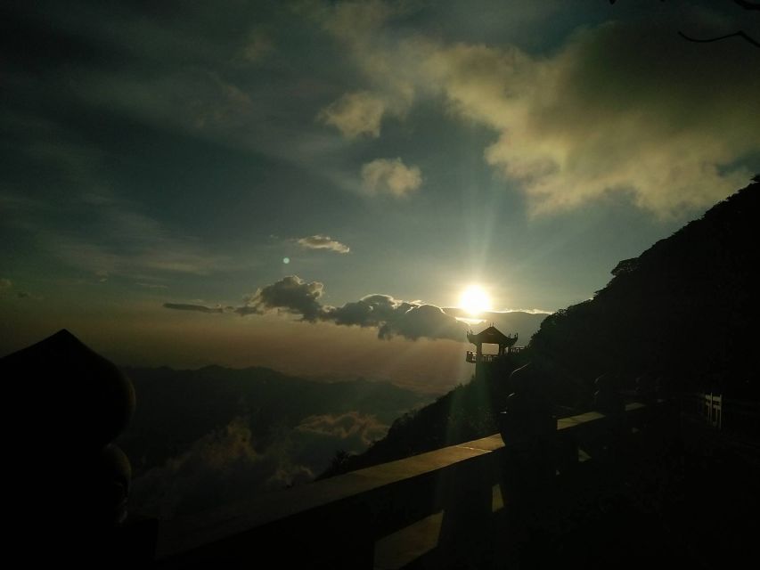 2-Day Fansipan Mountain Trek - Indochina's Highest Peak - What the $120 price really covers