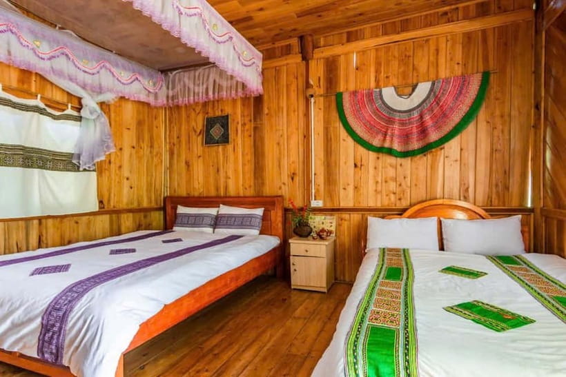 2-Day Sa Pa Ethnic Homestay Tour & Trek with Limousine Bus - Food, money, and what is included