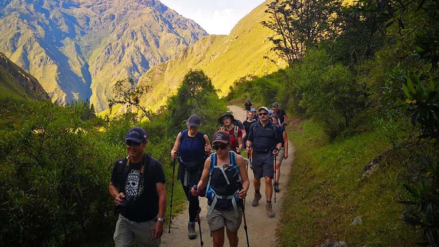 4 days/3 nights: Inka Jungle Trek to Machu Picchu - Day 2: Old Inca paths and Cocalmayo hot springs