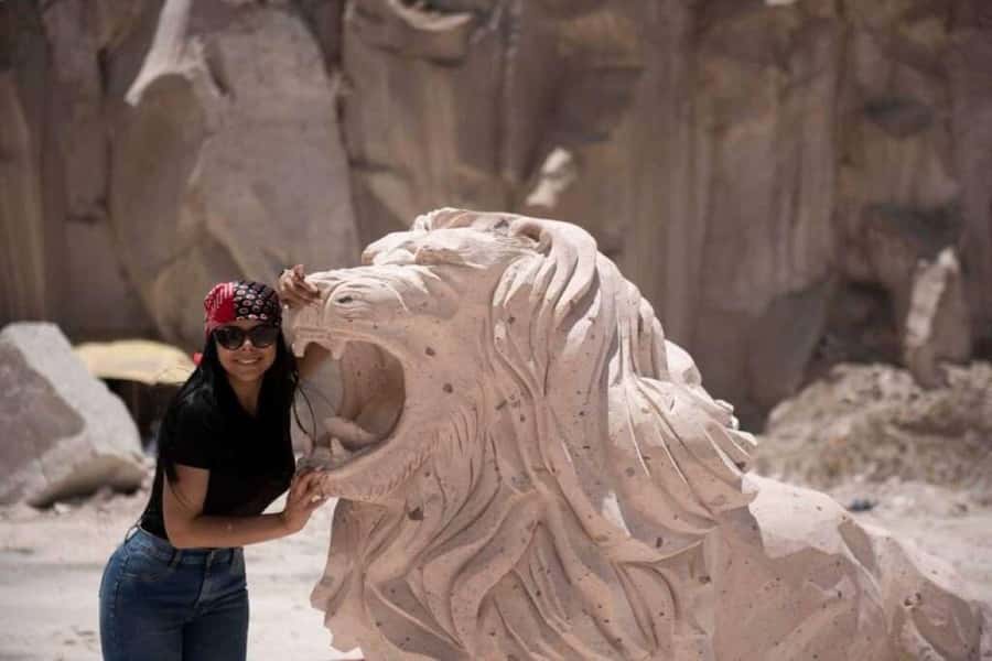 4-hour excursion: Sillar Route with Hiking in Culebrillas - Why Arequipa’s white stone matters