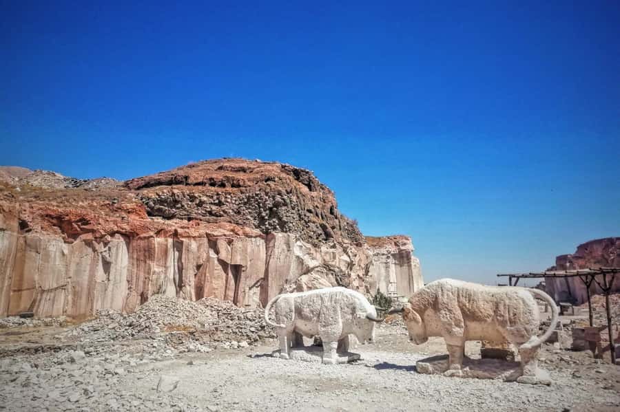 4 hours Tour: Route of Sillar with Trek in Culebrillas - Volcano Views Before the Quarry