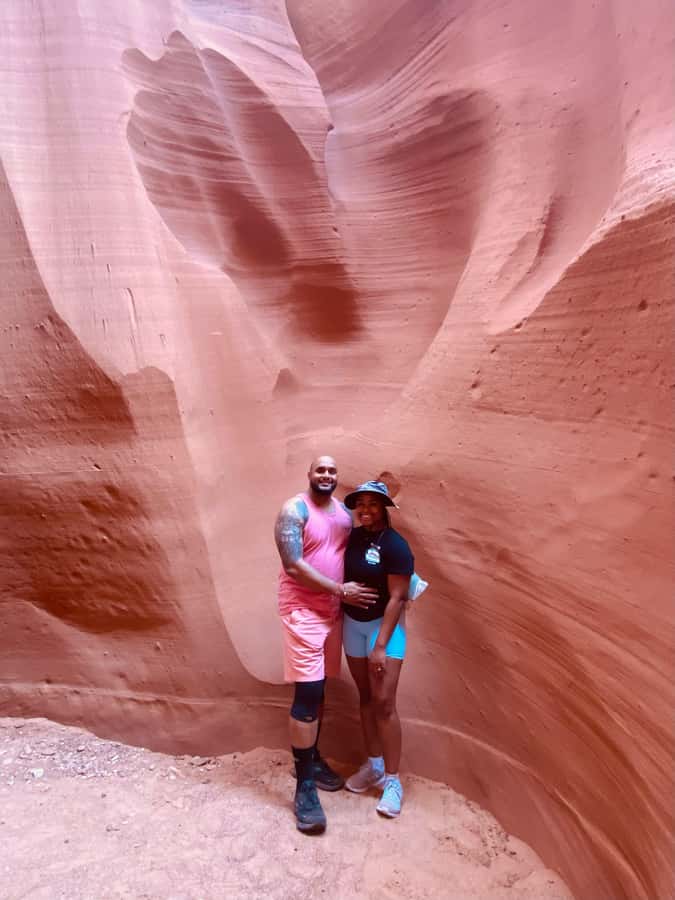Antelope Valley: Ligai Si Anii Canyon Hiking Tour - A guide-led experience with local meaning
