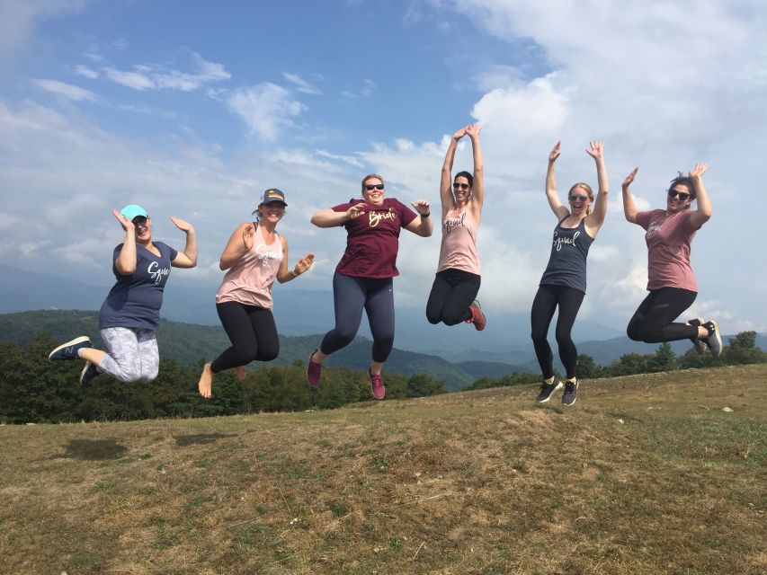 Asheville: Yoga on a Mountain Hike - What to pack for the mountain