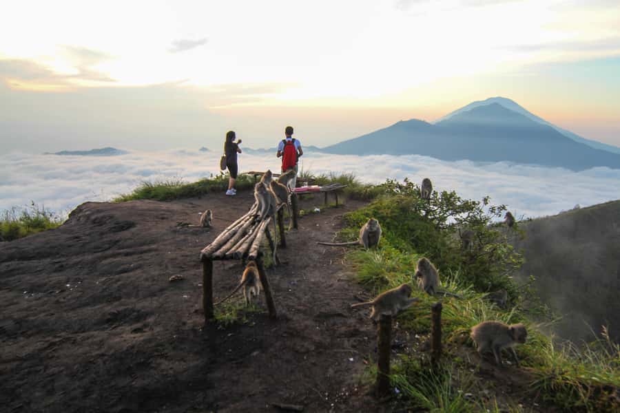 Bali: Mount Batur Sunrise Hike and Hidden Waterfall - Sunrise, summit breakfast, and the crater rim