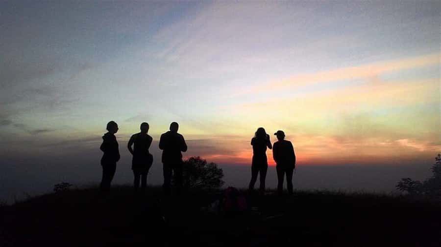 Bali: Mount Batur Sunset Trek with Picnic - Starting at Mt. Batur Lounge