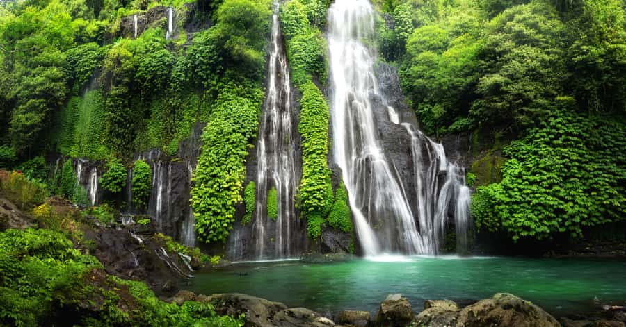 Bali: Munduk Waterfalls Trek, Twin Lakes and Temple Tour - A local lunch with nasi campur and Balinese flavors
