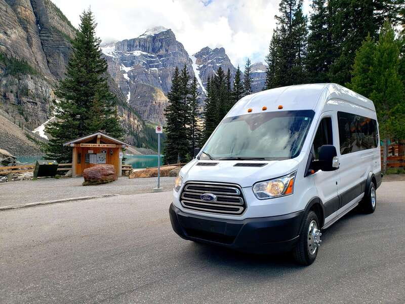 Banff/Canmore Moraine Lake & Lake Louise-Hike/Canoe/Sightsee - Wildlife on the road home