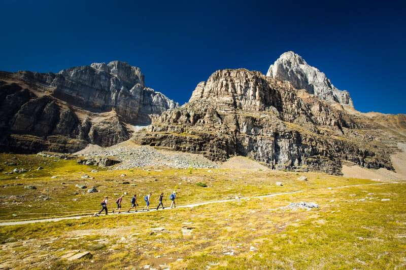 Banff National Park: Guided Signature Hikes with Lunch - Should you book this guided Banff hike?