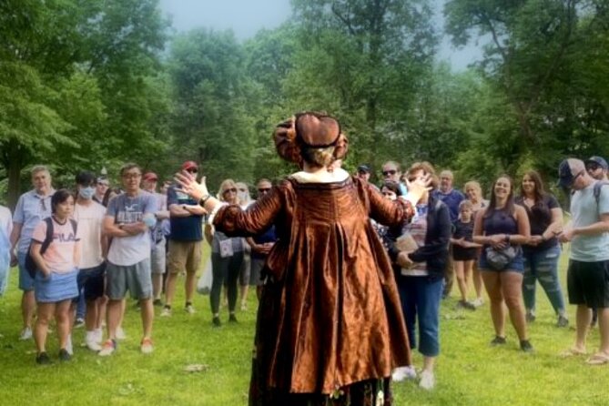 Boston Freedom Trail Walking Tour with Costumed Guide - Starting at the State House and Park Street Church