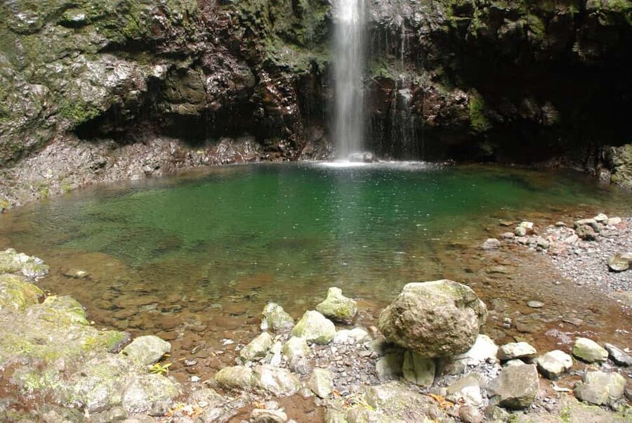 Caldeirão Verde: Levada Caldeirao Verde Hiking Transfer - Reaching the waterfall and green lagoon