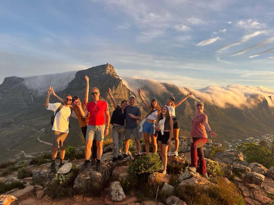 Cape Town: Lion's Head Sunrise or Sunset Guided Hike - The 360-degree view is the main reward
