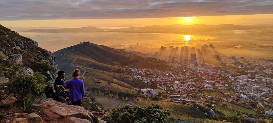 Cape Town: Lion's Head Sunrise or Sunset Guided Hike - Is $38 a fair price?