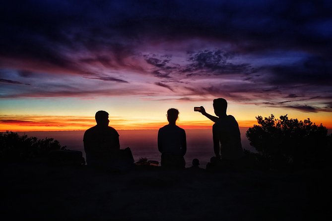 Cape Town: Lion's Head Sunrise/Sunset Hike - What the $65 price really covers