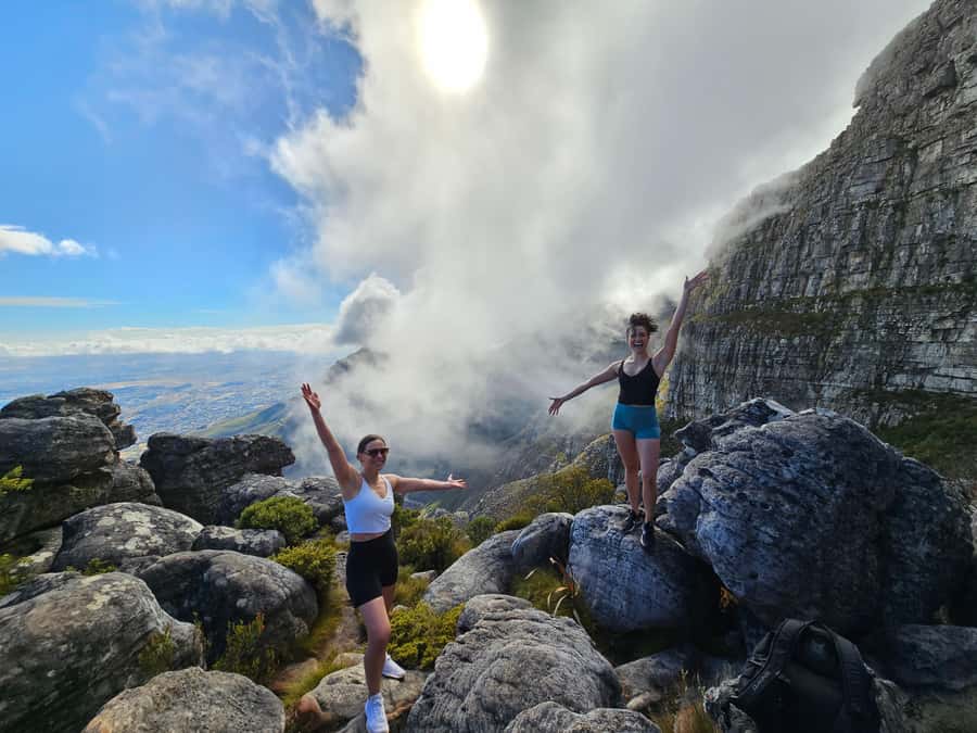 Cape Town: Table Mountain Hike with an Expert Guide - What to bring for a safe and comfortable morning