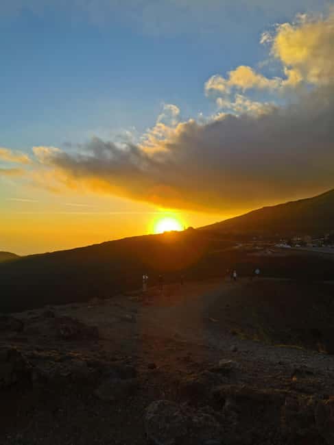 Catania: Mount Etna Sunset Trekking with Wine Tasting - Why this six-hour Etna trip works