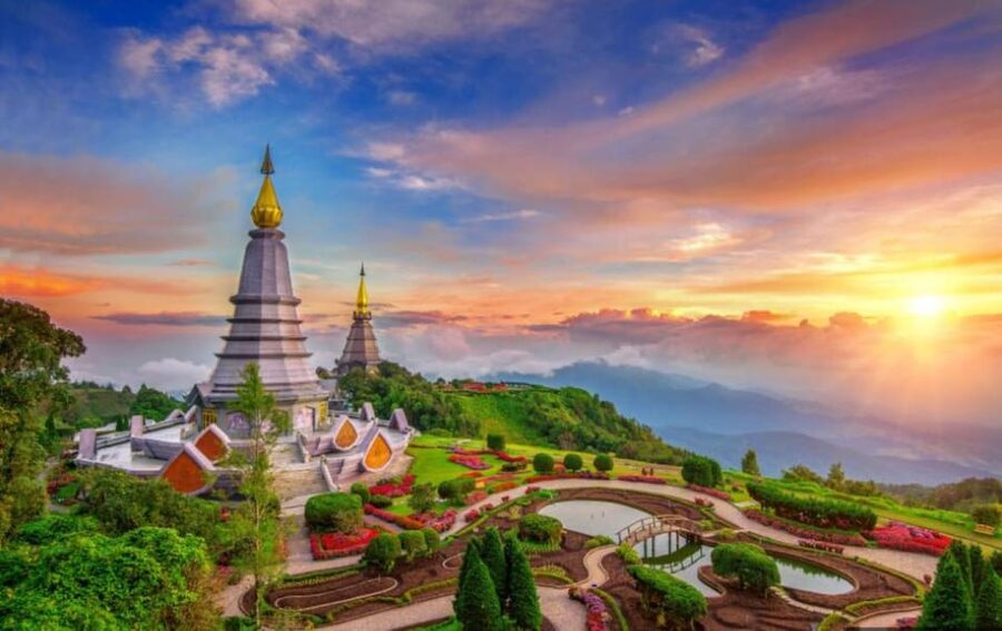 Chiang Mai: Doi Inthanon Park with Kew Mae Pan Hike Day Trip - Timing, Season, and What to Pack