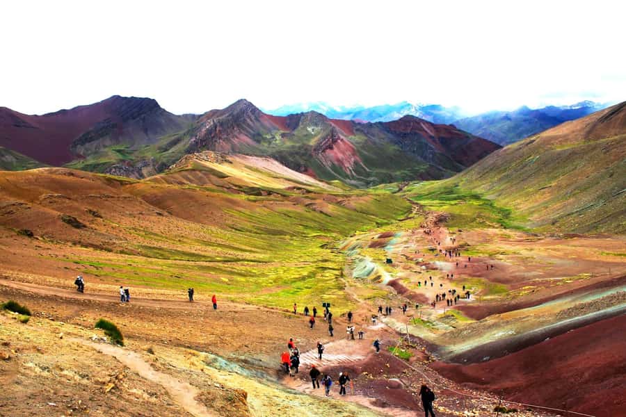 Cusco: Full-Day Rainbow Mountain & Red Valley Trekking Tour - Red Valley requires a little self-direction