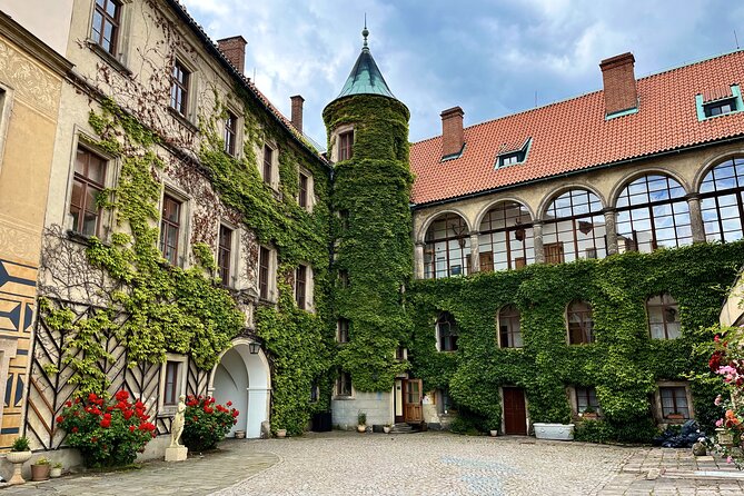 Discover Bohemian Paradise: Authentic Easy Hike, Castle & Brewery - Leaving Prague for Bohemian Paradise