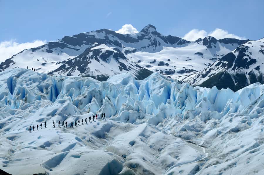 El Calafate: Perito Moreno Glacier Trekking Tour and Cruise - Who should book this glacier trek?