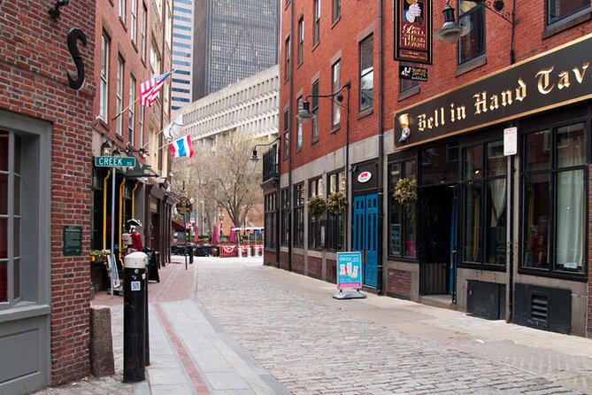 Entire Freedom Trail Walking Tour: Includes Bunker Hill and USS Constitution - Paul Revere, Old North, and the move toward war
