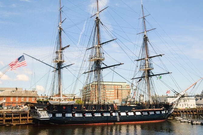Entire Freedom Trail Walking Tour: Includes Bunker Hill and USS Constitution - Churches, courts, and the road to rebellion