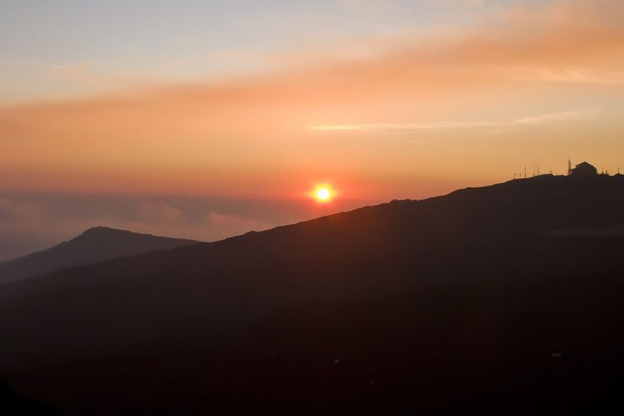 Etna Sunset Tour: Volcano trek, Cave & tasting from Catania - Sunset views, with one important condition