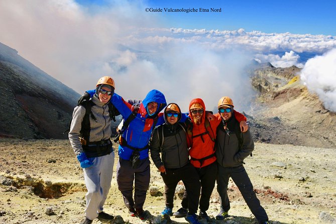 Etna - Trekking to the summit craters (only guide service) experienced hikers - Guide quality and group size