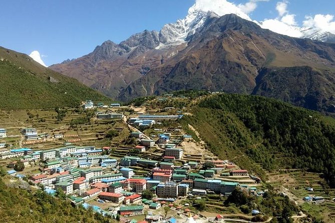 Everest Base Camp Trek - Day 3: Acclimatizing around Namche