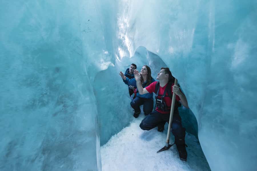 Franz Josef: 2.5 Hour Glacier Hike with Helicopter Transfer - Who will get the most from this outing?