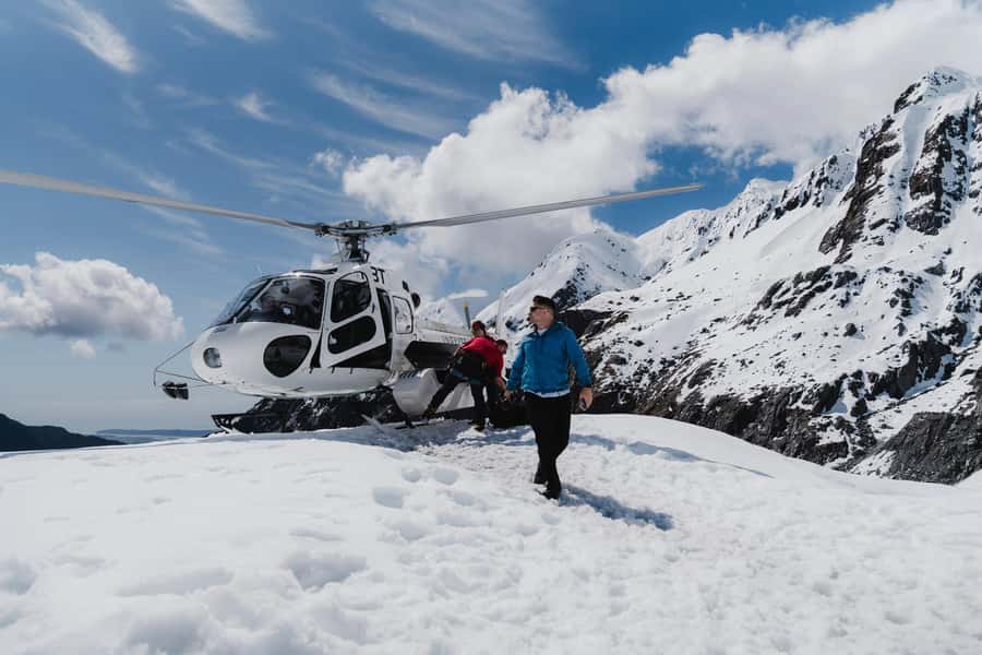 Franz Josef: 2.5 Hour Glacier Hike with Helicopter Transfer - What the 2.5-hour glacier hike feels like