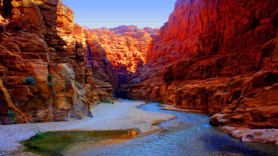 From Amman: Wadi Mujib Siq Trail Private Hiking Tour - The drive from Amman to the Mujib Bridge