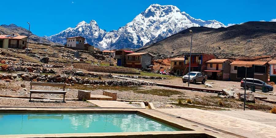 From Cusco: 7 Lakes Ausangate Trek with Breakfast and Lunch - Pacchanta and the first view of Apu Ausangate