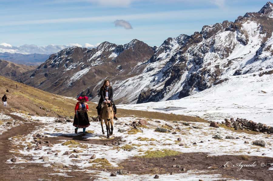 From Cusco: 7 Lakes Ausangate Trek with Breakfast and Lunch - What the $29 price really gives you