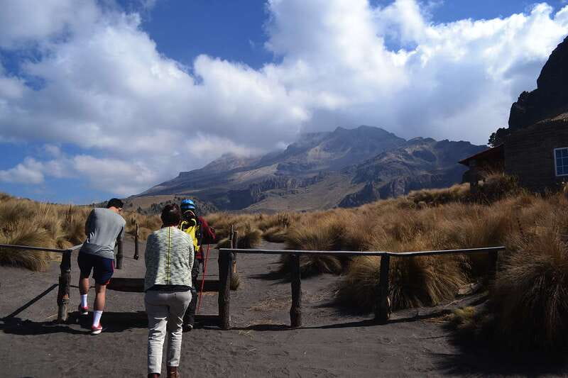 From Mexico City: Hike Iztaccihuatl Volcano with an Alpinist - What to Pack for Iztaccíhuatl