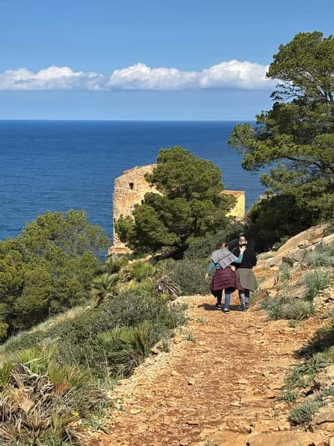 From Palma: Sierra de Tramuntana Hiking with small Picnic - Summer heat, shaded routes, and the possible swim
