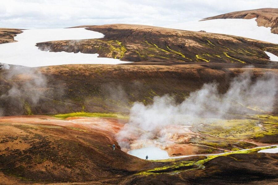 From Reykjavík: Landmannalaugar Day Hike - The natural hot spring finish