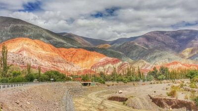 From Salta: Salinas Grandes, Purmamarca & Los Colorados Hike