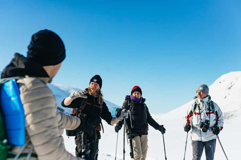 From Tromsø: Snowshoeing Hike with Picnic Lunch and Photos - From Scandic Ishavshotel to the mountains of Kvaløya