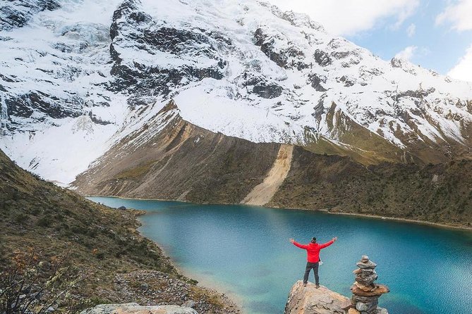 Full-Day Trek to Humantay Lake from Cusco with Guide - Reaching Humantay Lake and hearing the Inca connection