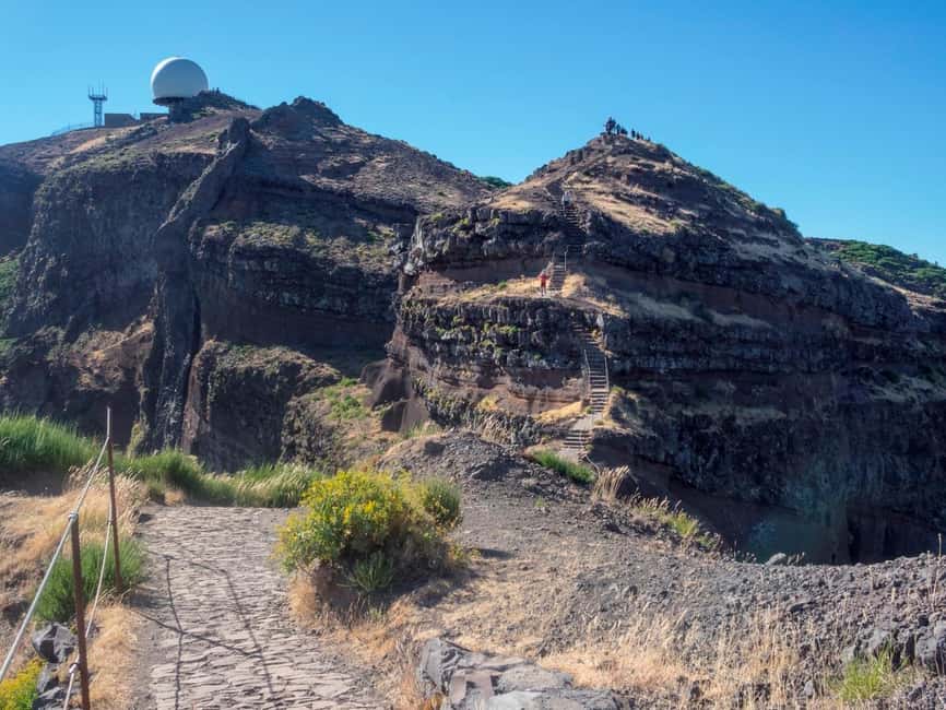 Funchal: Pico do Arieiro & Pico Ruivo Hiking Transfer - Should you book the Pico do Arieiro transfer?