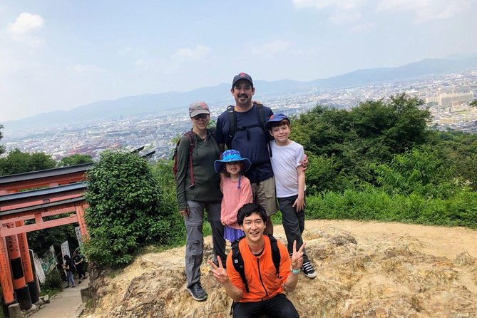 Fushimi Inari Hidden Hiking Tour (Private Option Available) - What the small group adds