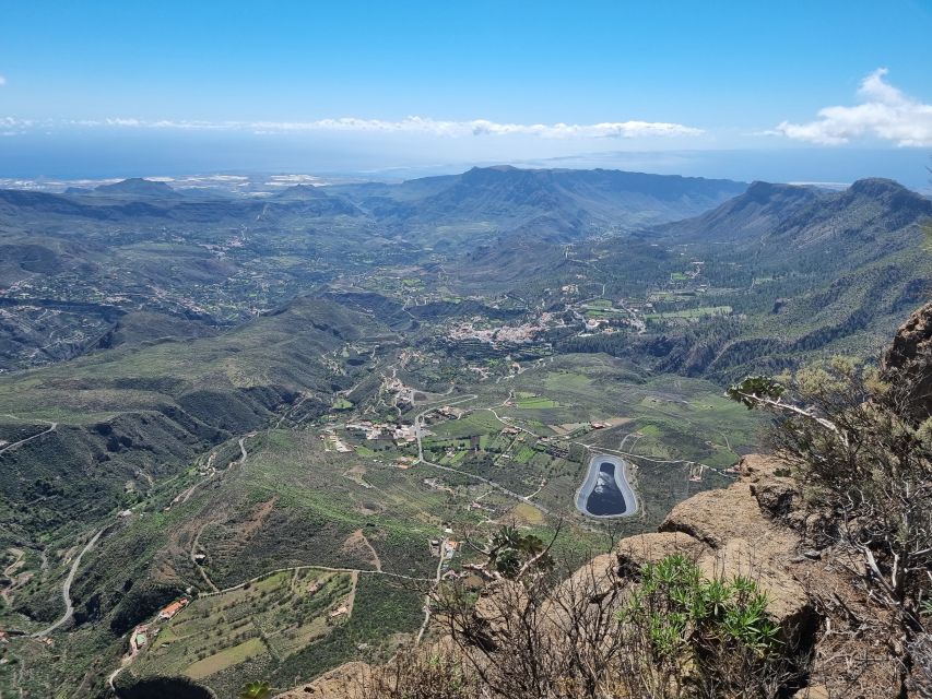 Gran Canaria: "Peaks of Gran Canaria" Hiking Tour - The pickup from southern resorts and the climb inland