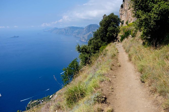 Guided Day Hike on the Path of the Gods with Sorrento Transfer - Who should book this walk?