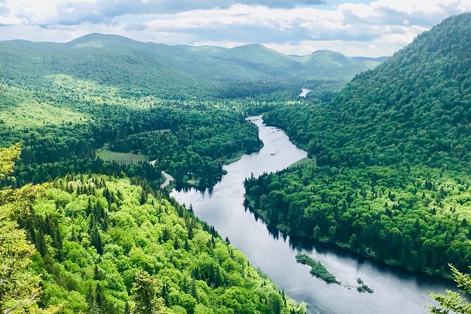 Guided Hike in Jacques-Cartier National Park - Weather, trail conditions, and what to pack