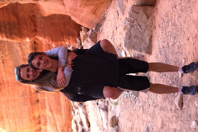 Guided Hike through Peek-a-Boo Slot Canyon (Small Group) - The canyon experience for families and mixed-age groups