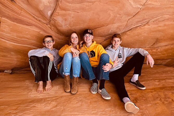 Guided Hike through Peek-a-Boo Slot Canyon (Small Group) - Who should book this guided hike?