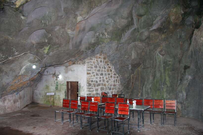 Half Day Hiking to Cat Ba National Park with a Guide - Hospital Cave and the wartime story