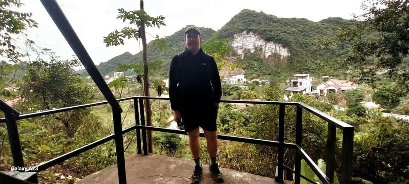 Half Day Hiking to Cat Ba National Park with a Guide - Chua Linh Quang and a quiet Buddhist stop