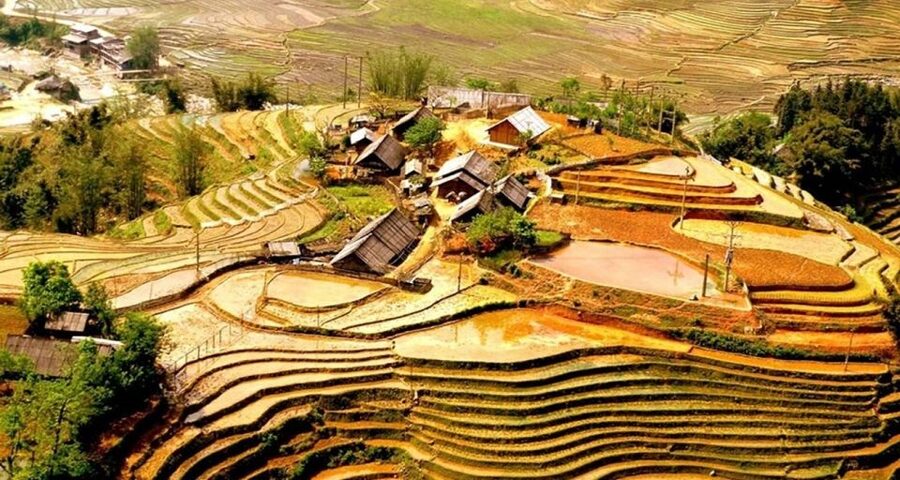 Hanoi: 2-Day Sa Pa Guided Village & Homestay Trekking Tour - Guides, culture, and the value of local explanation